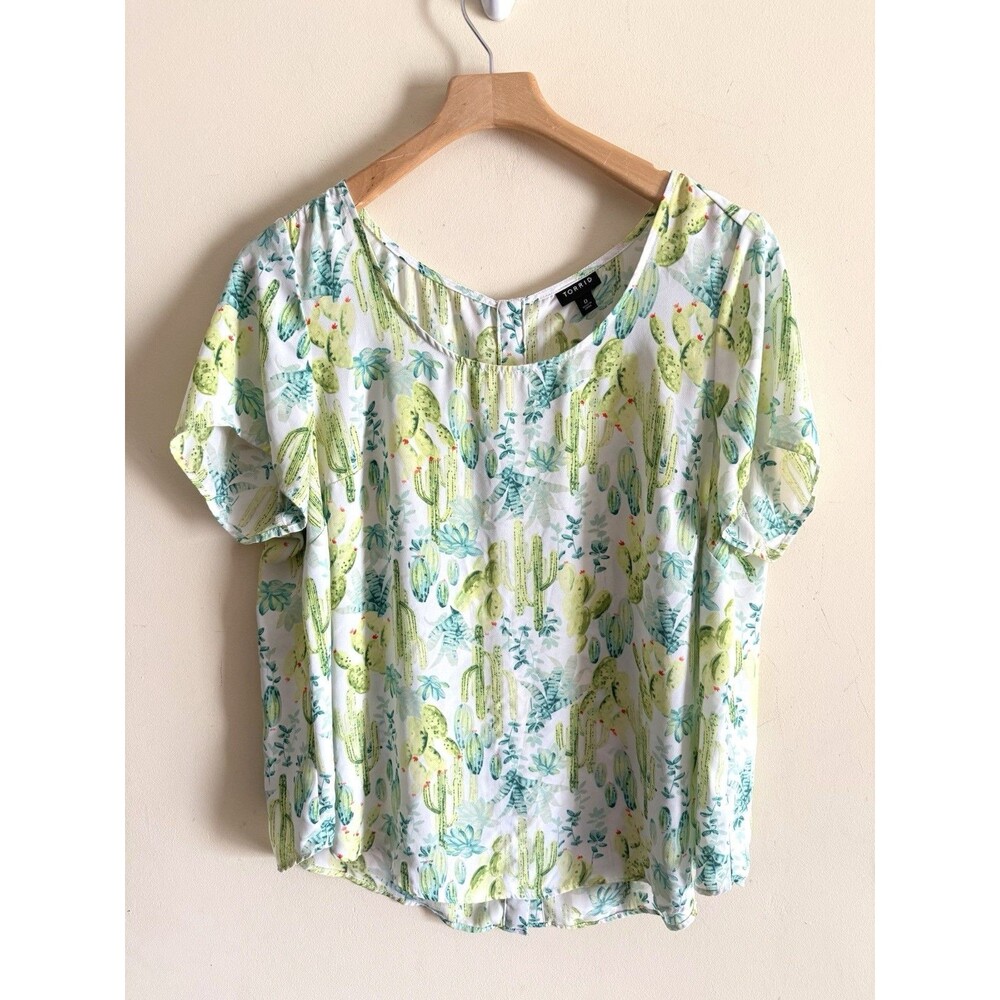 Torrid White Cactus Georgette Blouse Torrid Sz 0 Large Tunic Top Button Back